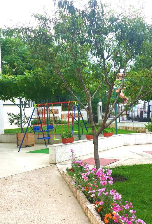 Aparthotel Prostor Καβάρνα Εξωτερικό φωτογραφία