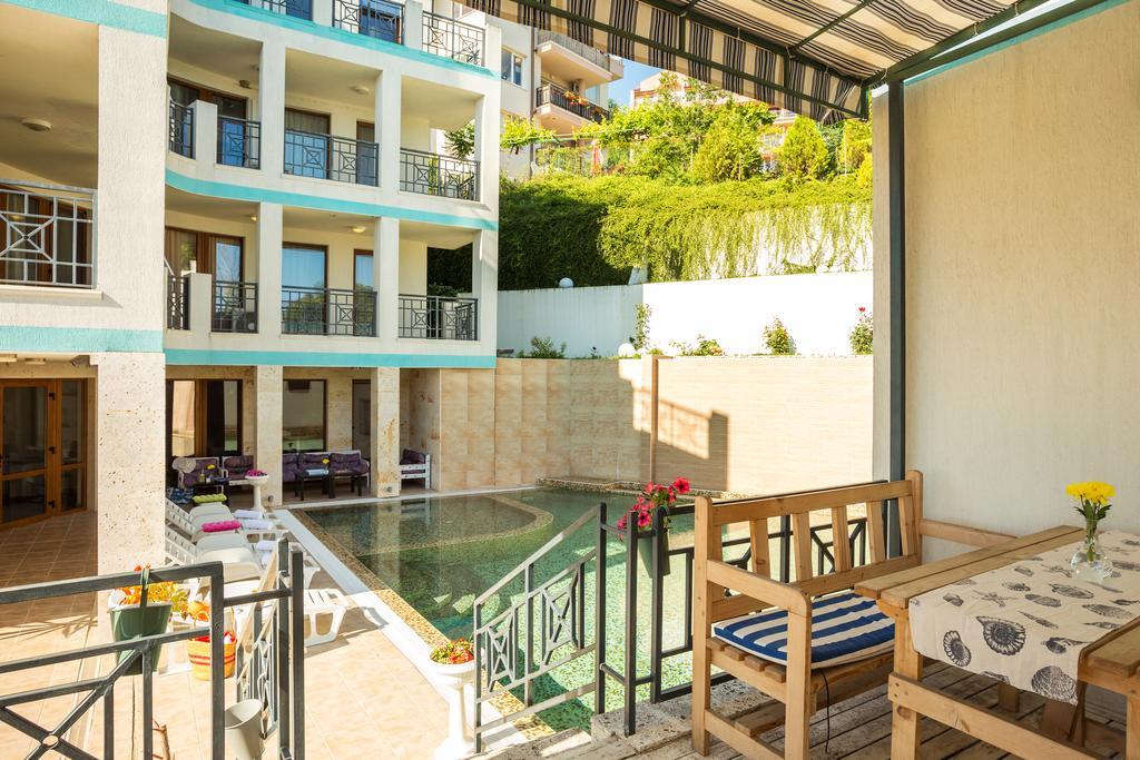 Aparthotel Prostor Καβάρνα Εξωτερικό φωτογραφία
